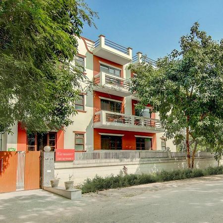 Treebo Iffco Chowk Gurgaon Esterno foto