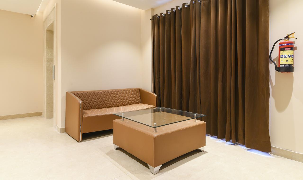Treebo Iffco Chowk Gurgaon Esterno foto