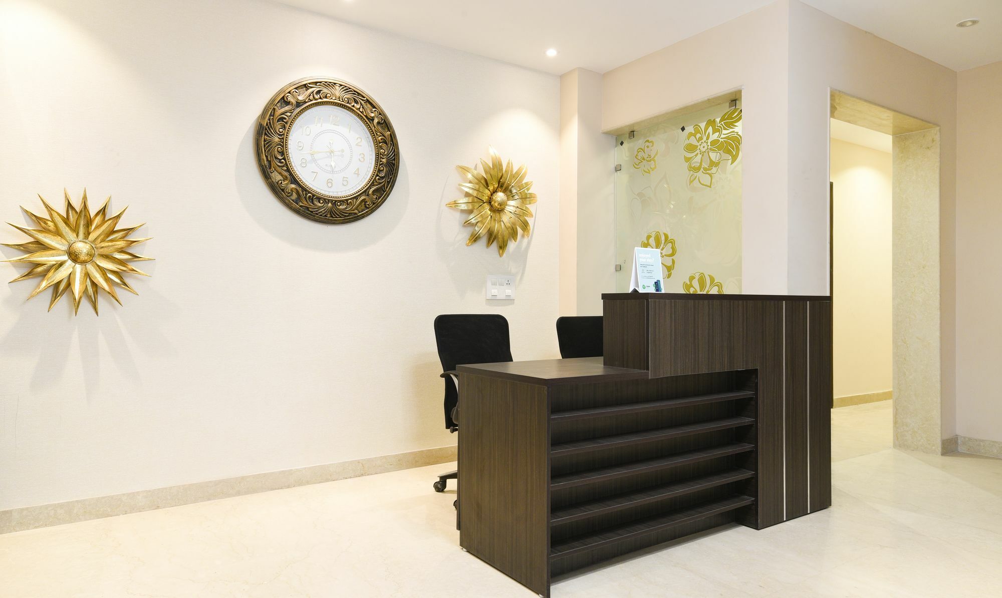 Treebo Iffco Chowk Gurgaon Esterno foto